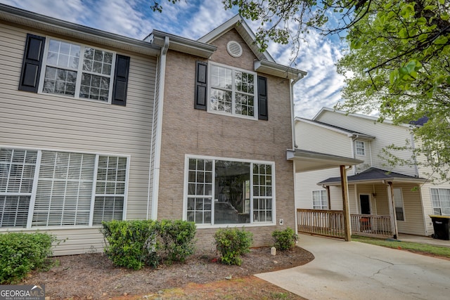 multi unit property with covered porch