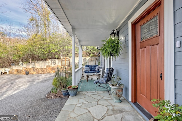 view of patio / terrace with covered porch