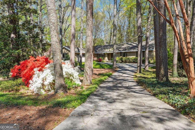 view of front of property