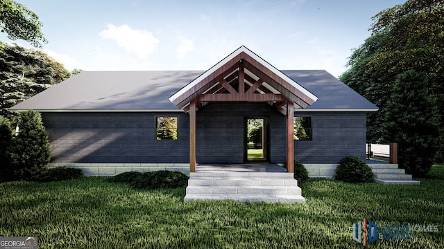 view of front of property with a front yard