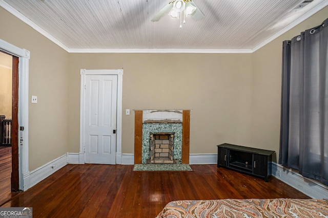 unfurnished living room featuring ceiling fan, dark hardwood / wood-style flooring, and crown molding