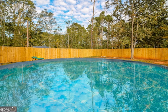 view of swimming pool