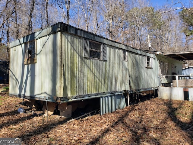 view of home's exterior