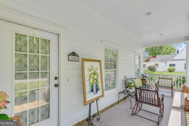 view of patio / terrace with covered porch