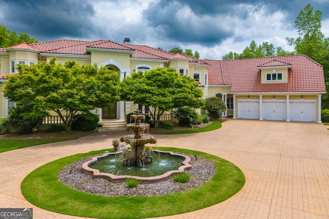 view of mediterranean / spanish home