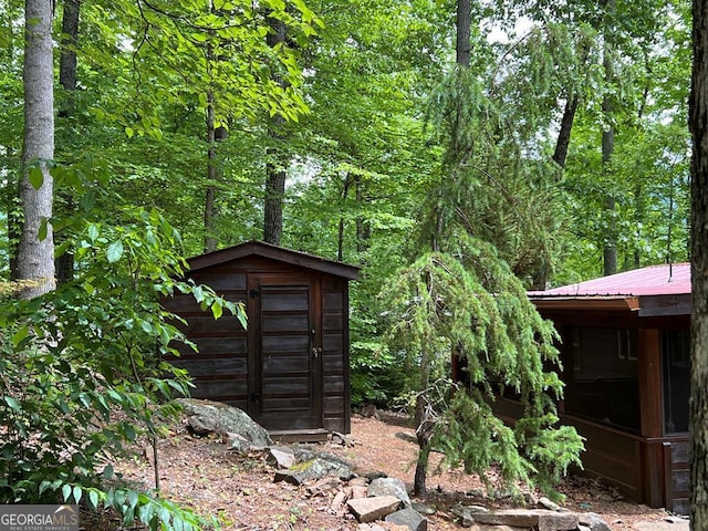 view of shed / structure