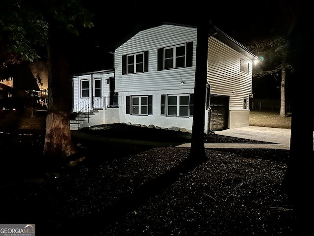 view of front of house with a garage