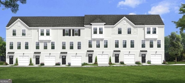 view of front of home with a front lawn