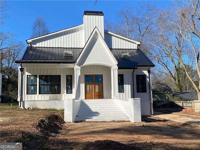 view of modern farmhouse