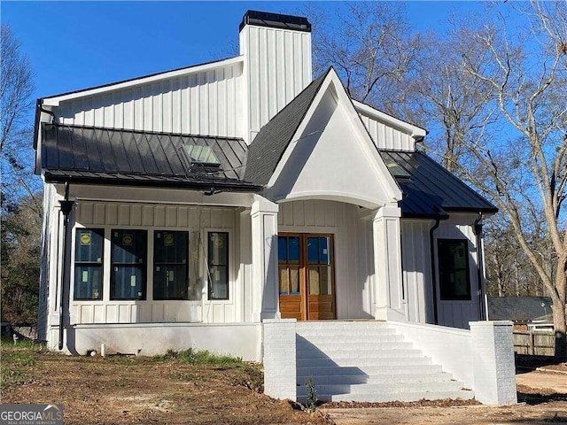 view of modern inspired farmhouse