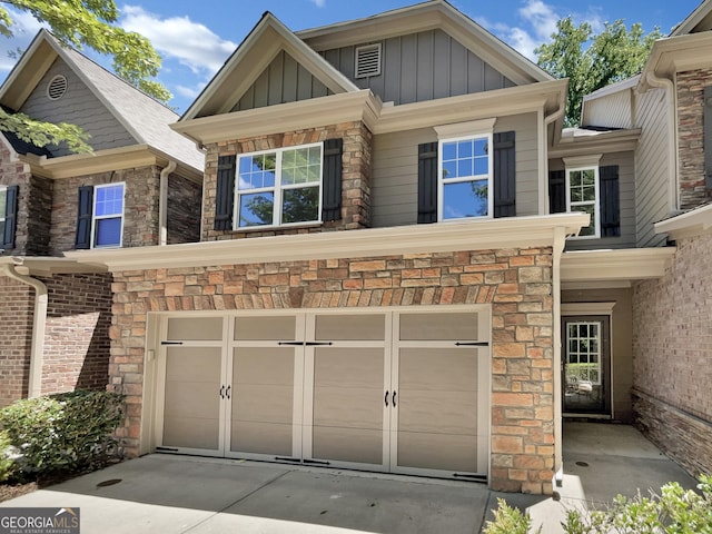 view of front of home featuring a garage