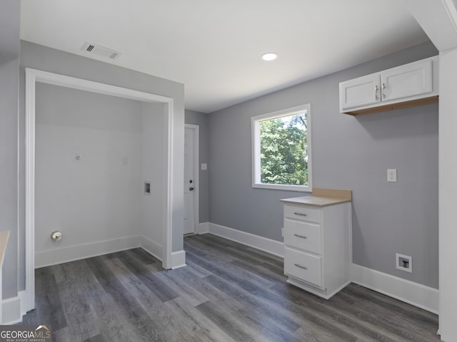 washroom featuring dark wood-type flooring