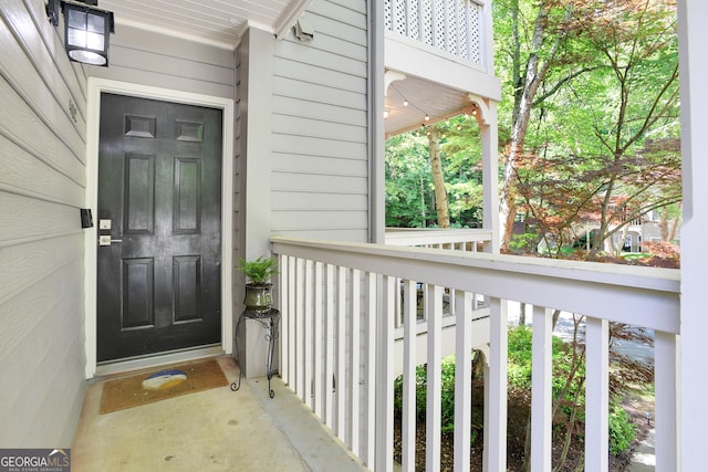 property entrance with a porch