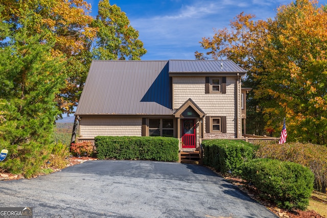 view of front of property