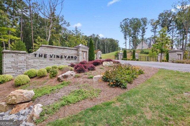 196197 Oak Park Dr, Talking Rock, GA 30175