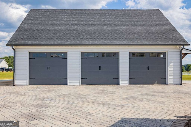 1985 Roscoe Rd, Newnan, GA 30263 - view of detached garage
