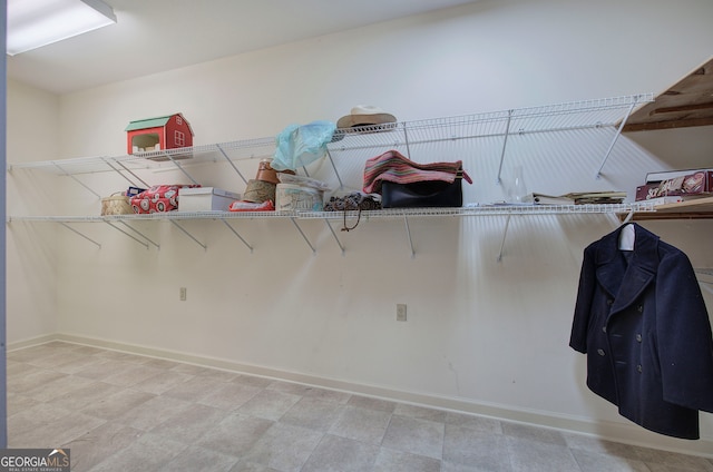 view of spacious closet