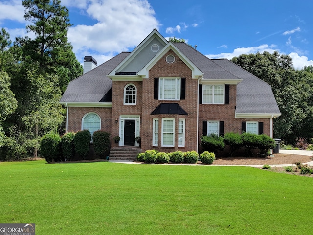 view of front of house featuring a front yard