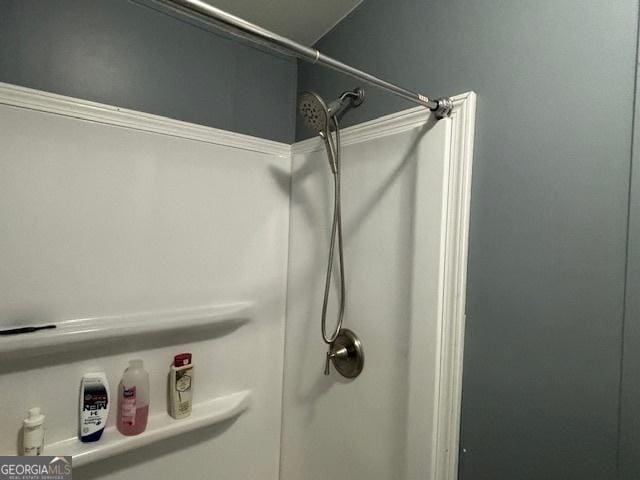 room details with walk in shower