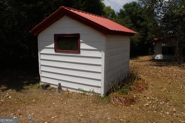 view of outdoor structure