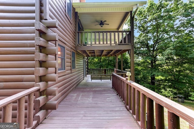 deck with ceiling fan