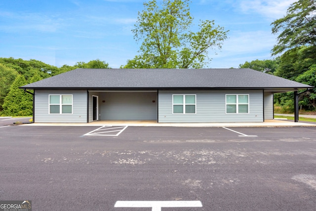 339 Gainesville, Carnesville, GA 30521 - view of front of home with uncovered parking and a shingled roof
