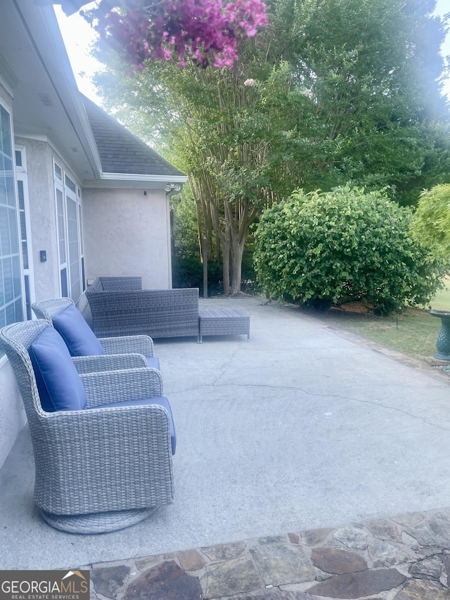 view of patio featuring an outdoor living space