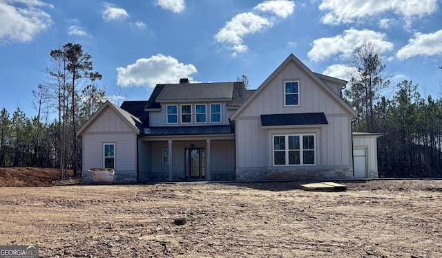 view of front of property with covered porch