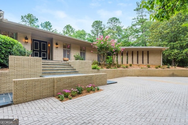 view of front of home