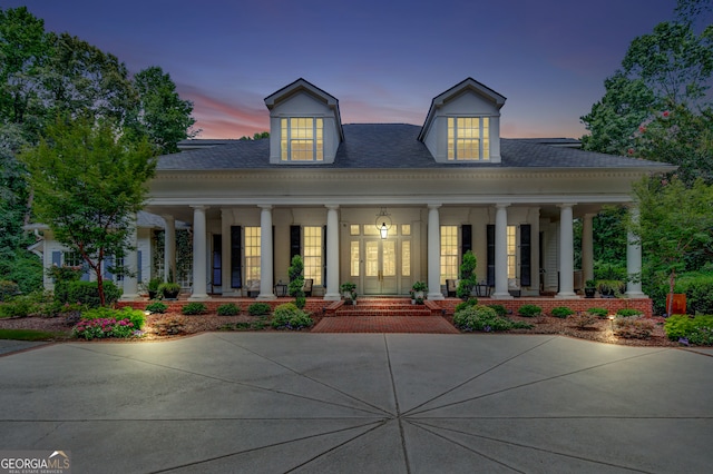 view of front facade with covered porch