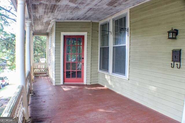 view of entrance to property