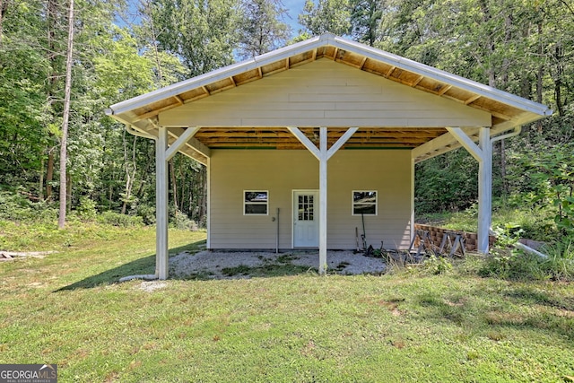 exterior space featuring a yard