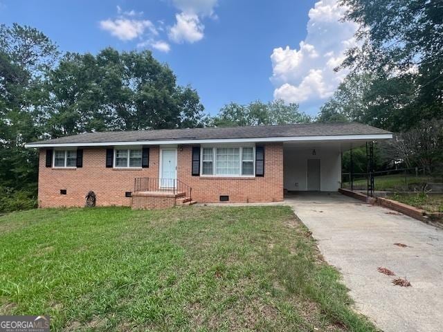 single story home featuring a front yard and a carport