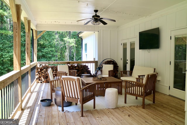 exterior space with a ceiling fan