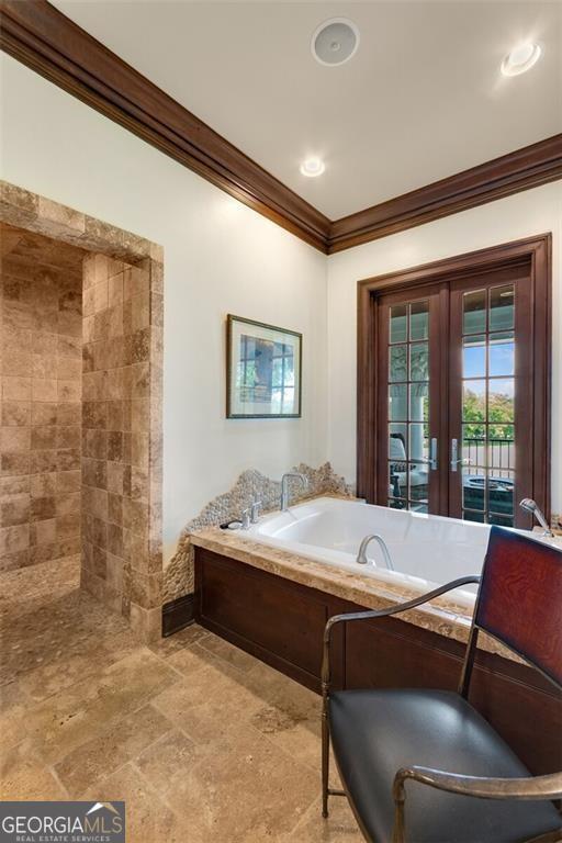 bathroom with ornamental molding