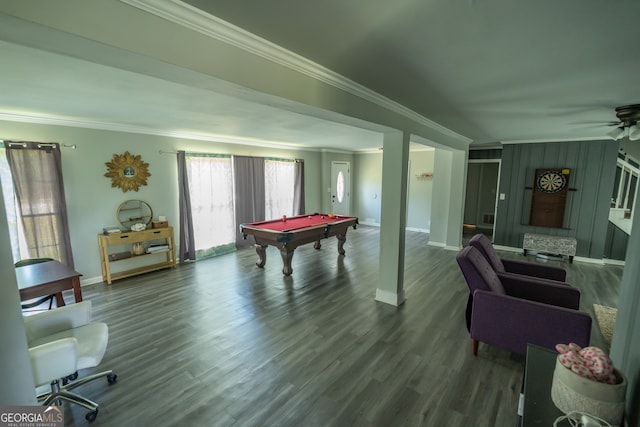 playroom with ceiling fan, hardwood / wood-style flooring, ornamental molding, and billiards