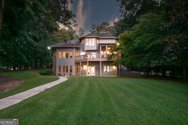 exterior space featuring a yard