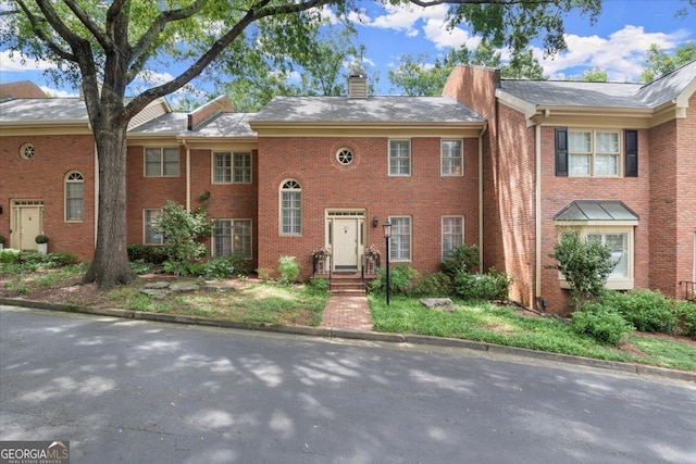 view of front of house