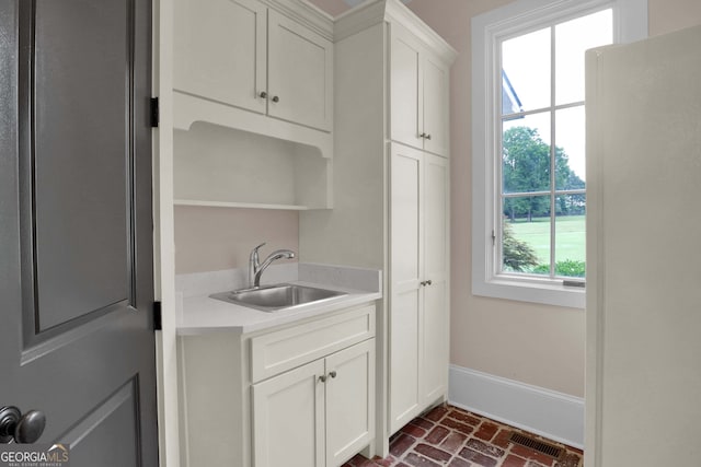 laundry room with sink