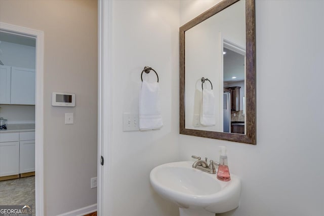 bathroom with sink