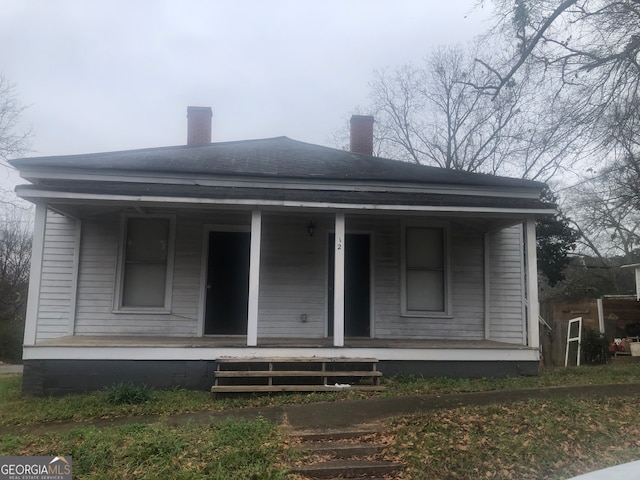 bungalow-style home with covered porch