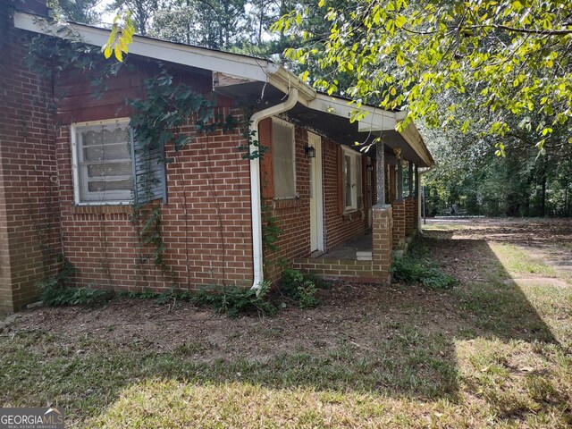 view of side of home