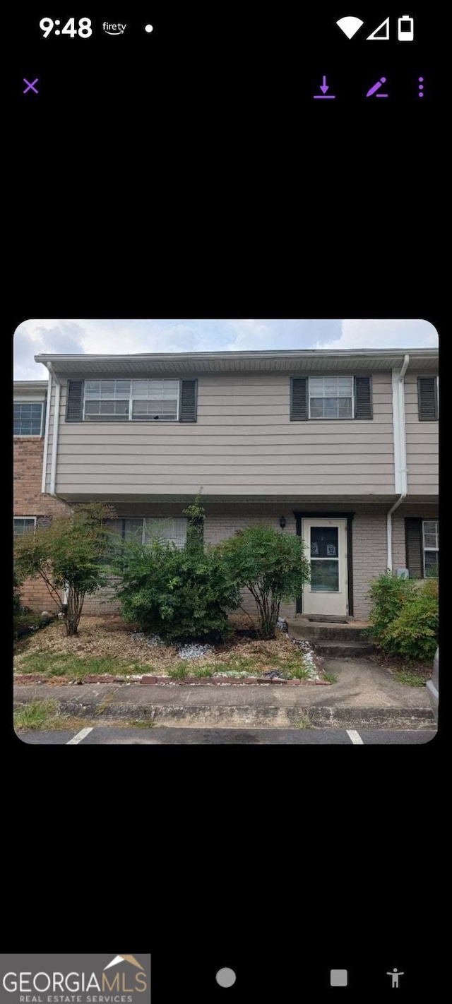 view of townhome / multi-family property