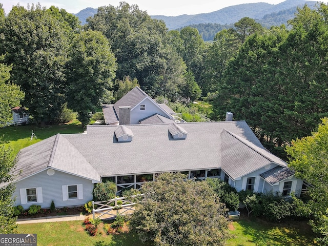 bird's eye view featuring a mountain view