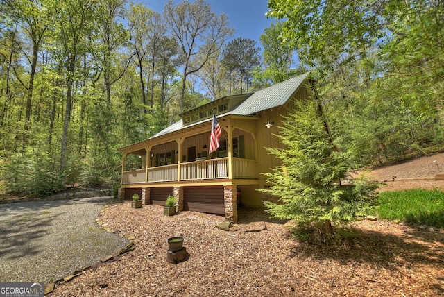 view of front of house with covered porch