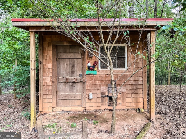 view of outdoor structure