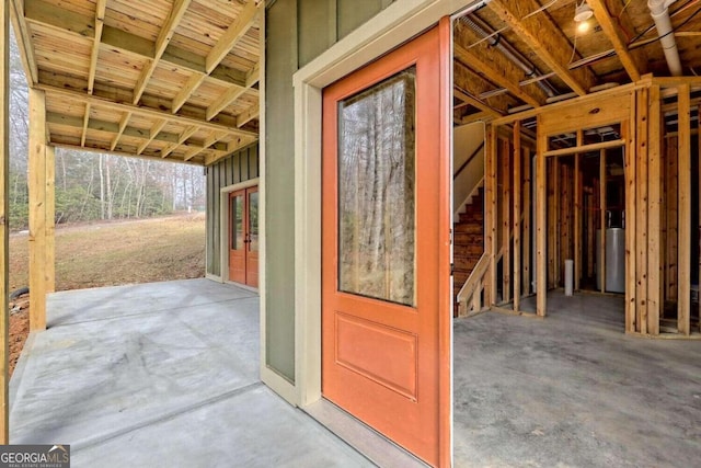 interior space featuring concrete flooring