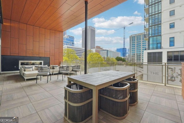 view of patio featuring an outdoor hangout area