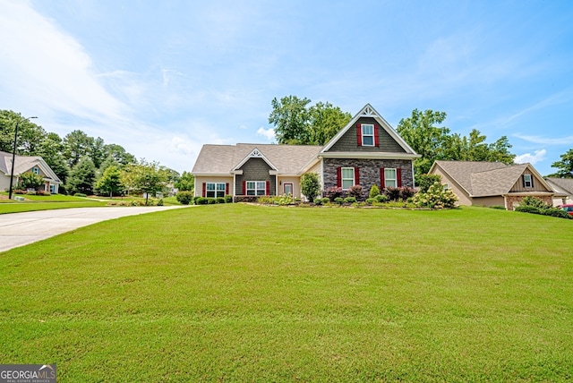 view of front of house with a front lawn