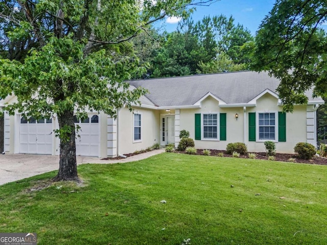 ranch-style home with a front yard